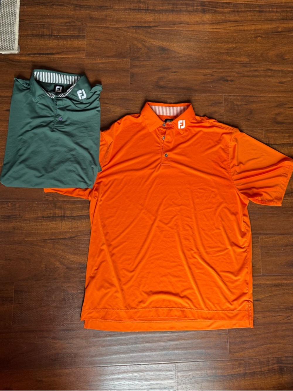 2 FootJoy Polos size XL